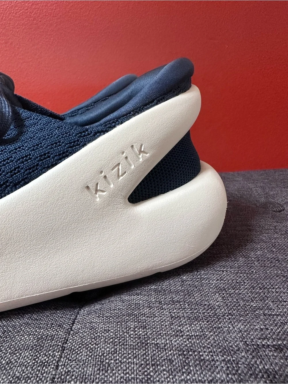 Kizik Roamer Navy Blue Knit Hands Free Slip On Sneakers Mens 8.5 Womens 10